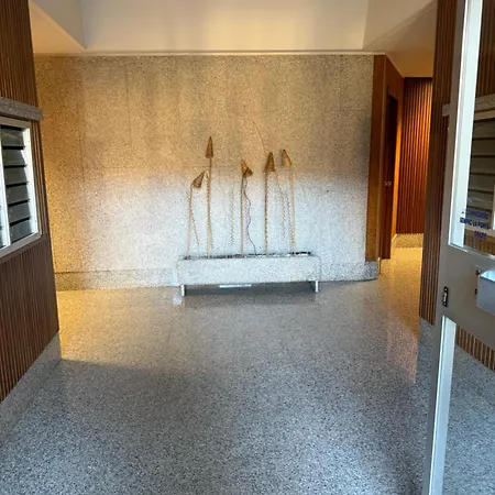 Apartamento Fronte Mare Con Terrazza E Garage