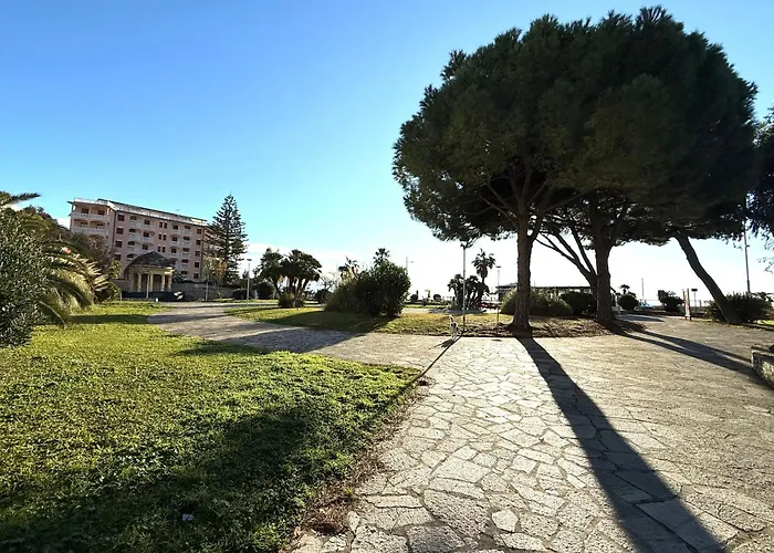 Fronte Mare Con Terrazza Per Tramonti 公寓 *